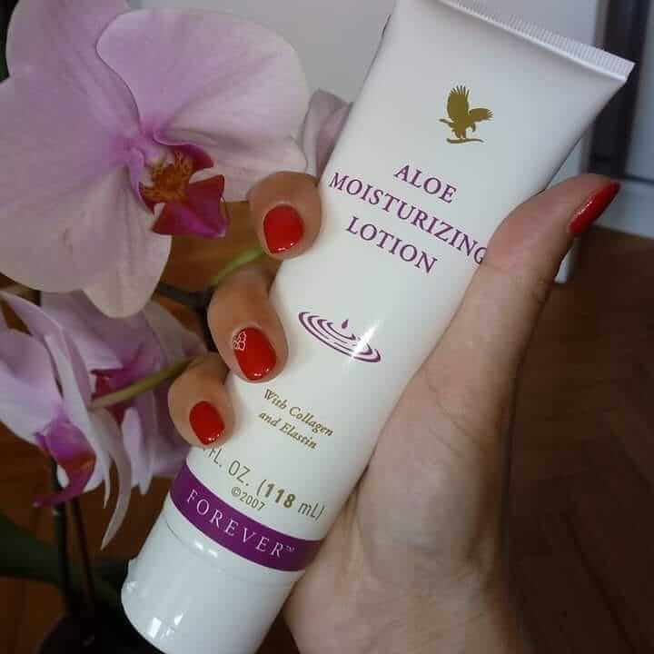 آلوئه مویسچرایزینگ لوشن (لوسیون مرطوب کننده فوراور) | Aloe Moisturizing Lotion آلوئه مویسچرایزینگ لوشن (لوسیون مرطوب کننده و پایه آرایش) Aloe Moisturizing Lotion